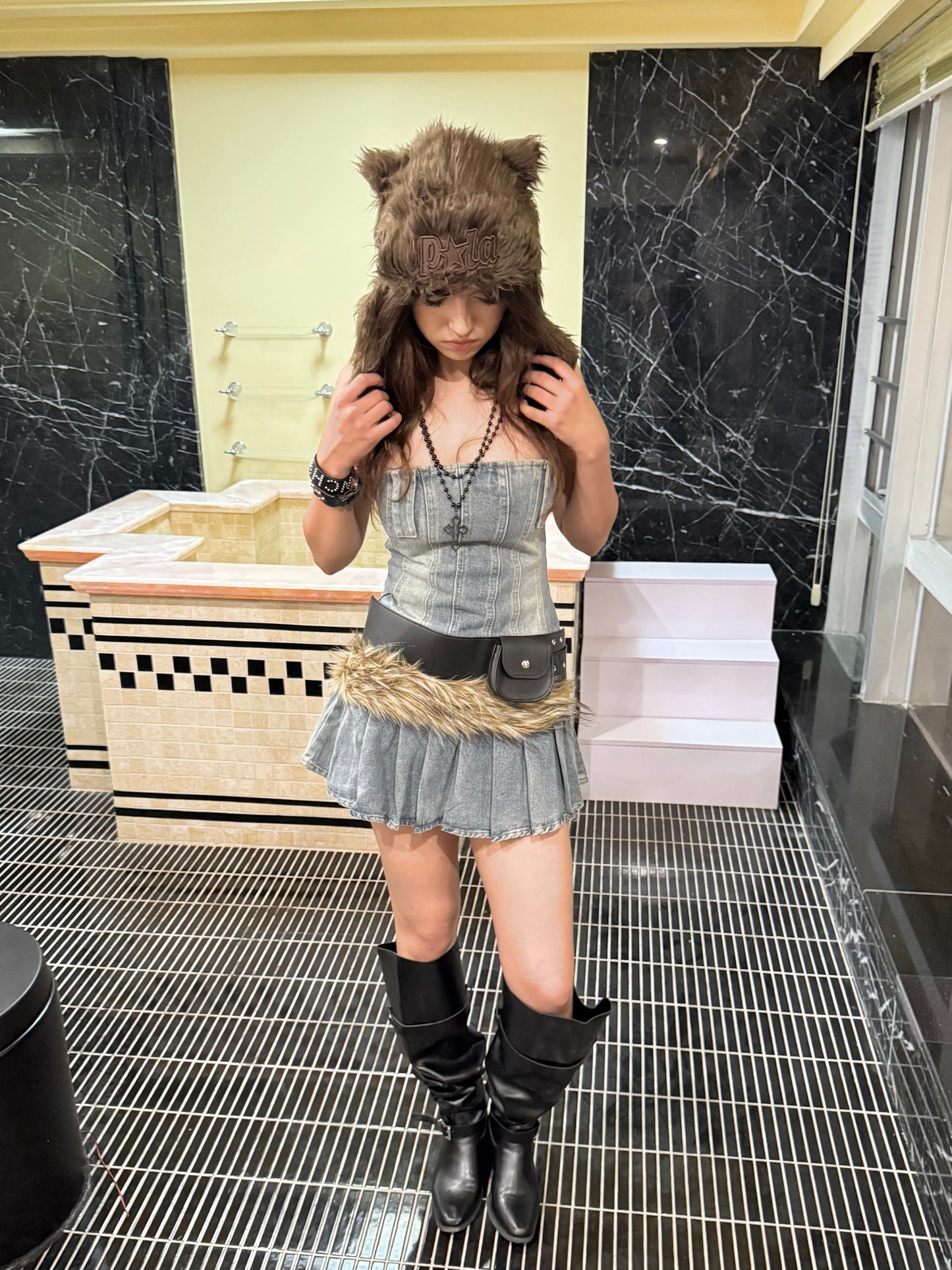 Bear claw winter hat